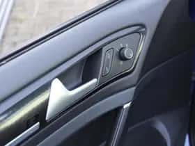 Volkswagen Golf thumbnail 28