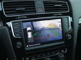 Volkswagen Golf thumbnail 33