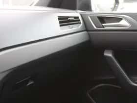 Volkswagen Polo thumbnail 42