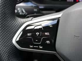Volkswagen T-Roc thumbnail 34