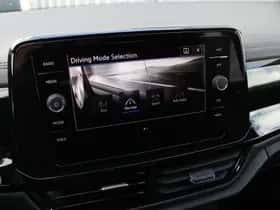 Volkswagen T-Roc thumbnail 36