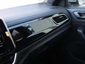 Volkswagen T-Roc (2022) thumbnail 42