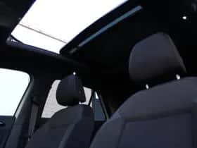 Volkswagen T-Roc thumbnail 49