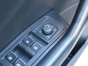 Volkswagen T-Roc (2022) thumbnail 50