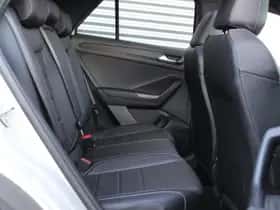 Volkswagen T-Roc thumbnail 14