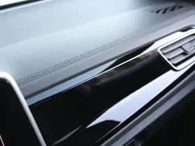 Volkswagen T-Roc (2022) thumbnail 35