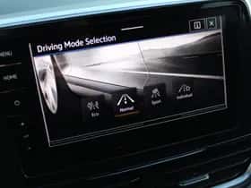 Volkswagen T-Roc thumbnail 36