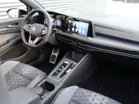 Volkswagen Golf (2022) thumbnail 39