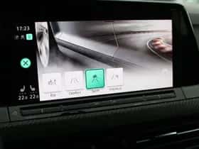 Volkswagen Golf (2023) thumbnail 21