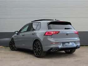 Volkswagen Golf (2023) thumbnail 24