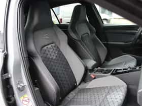 Volkswagen Golf (2023) thumbnail 4