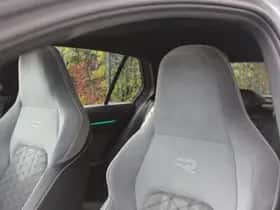 Volkswagen Golf (2023) thumbnail 32