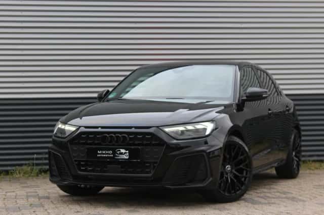 Audi A1 (2022) thumbnail 2