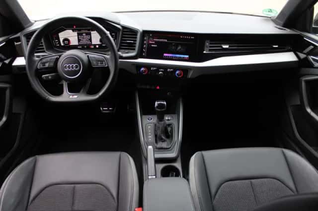 Audi A1 (2022) thumbnail 3