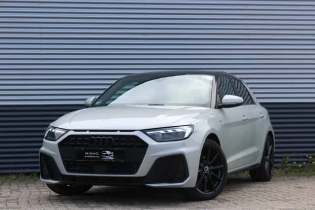 Audi A1 (2023) thumbnail 2