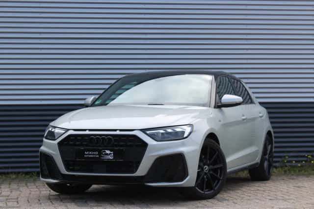 Audi A1 (2023) thumbnail 2
