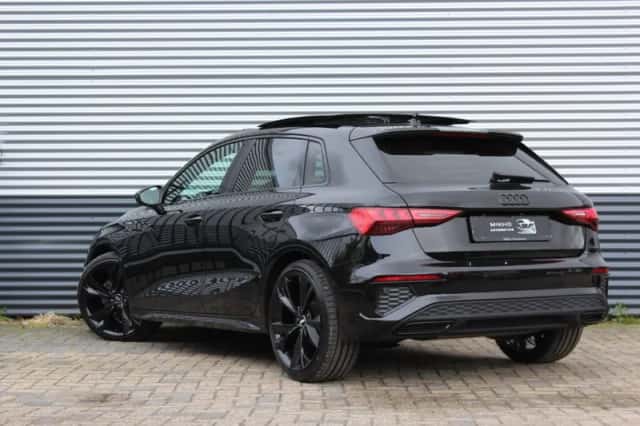 Audi A3 (2021) thumbnail 5
