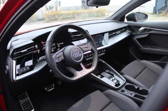 Audi A3 (2021) thumbnail 3
