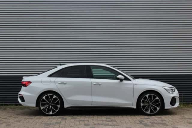 Audi A3 (2021) thumbnail 5