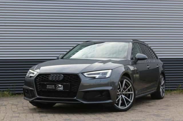Audi A4 (2016) thumbnail 2