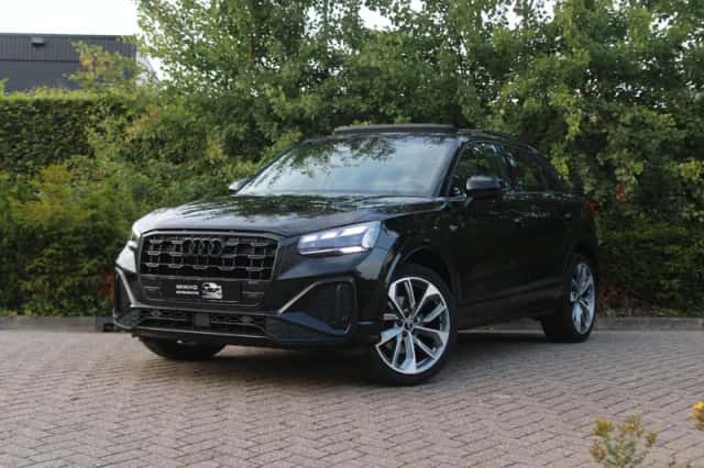 Audi Q2 (2022) thumbnail 2
