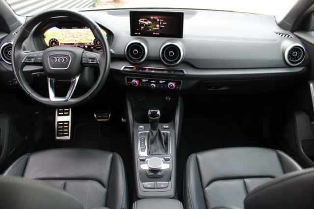 Audi Q2 (2021) thumbnail 3