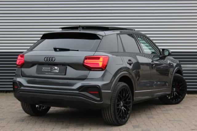 Audi Q2 (2021) thumbnail 5