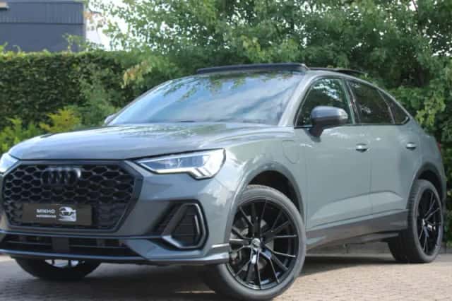 Audi Q3 (2022) thumbnail 1