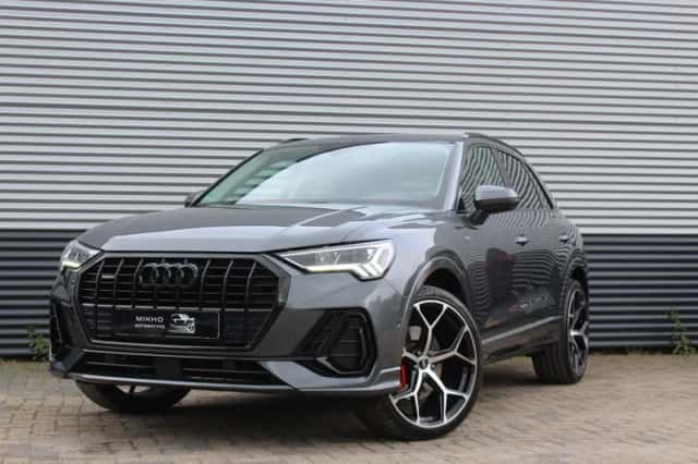 Audi Q3 (2019) thumbnail 2