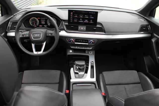 Audi Q5 (2021) thumbnail 3