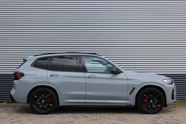 BMW X3 (2022) thumbnail 5