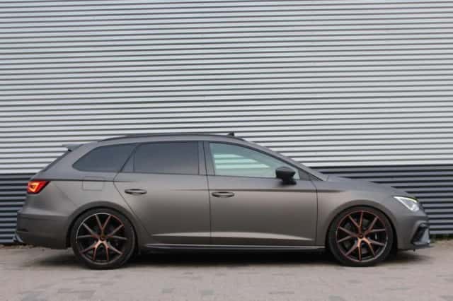 SEAT Leon (2020) thumbnail 5