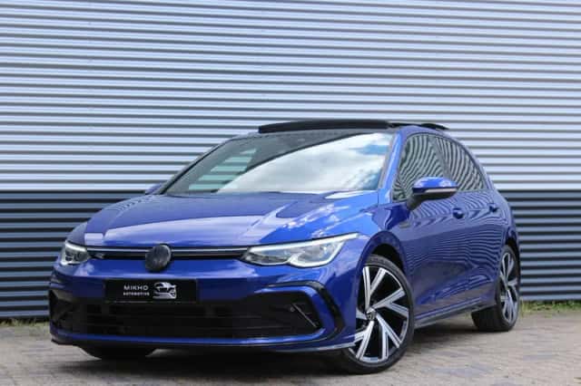 Volkswagen Golf (2021) thumbnail 2