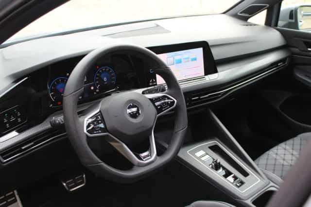Volkswagen Golf (2021) thumbnail 6