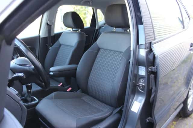 Volkswagen Polo (2014) thumbnail 4