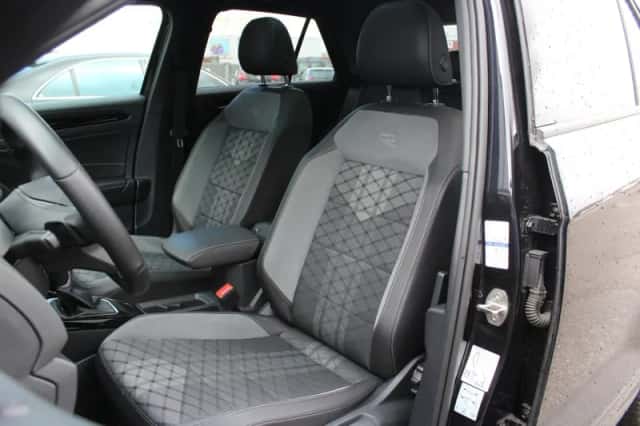 Volkswagen T Roc (2022) thumbnail 4