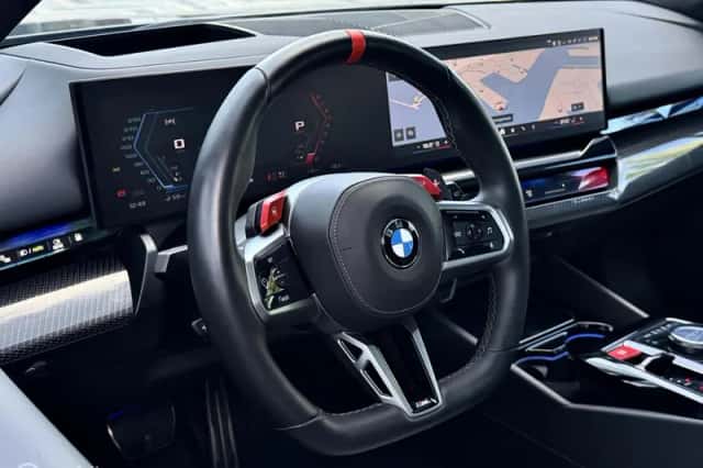 BMW 5-Serie (2025) thumbnail 3