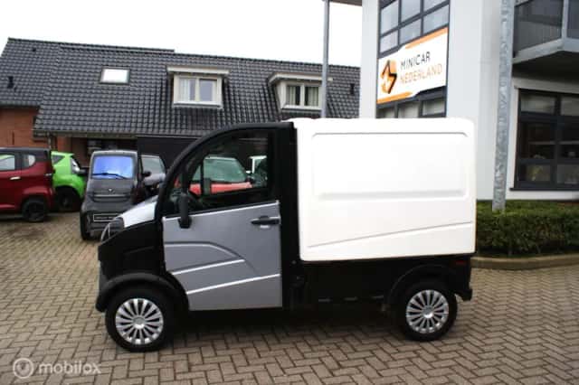 Aixam D-Truck (2022) thumbnail 3