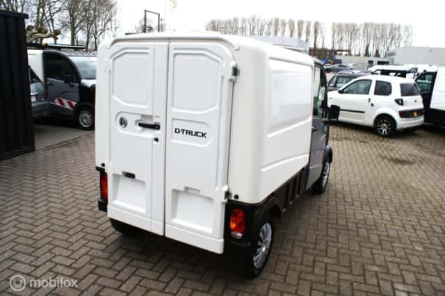 Aixam D-Truck (2022) thumbnail 5