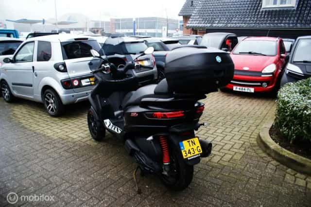 Piaggio Scooter (2018) thumbnail 3