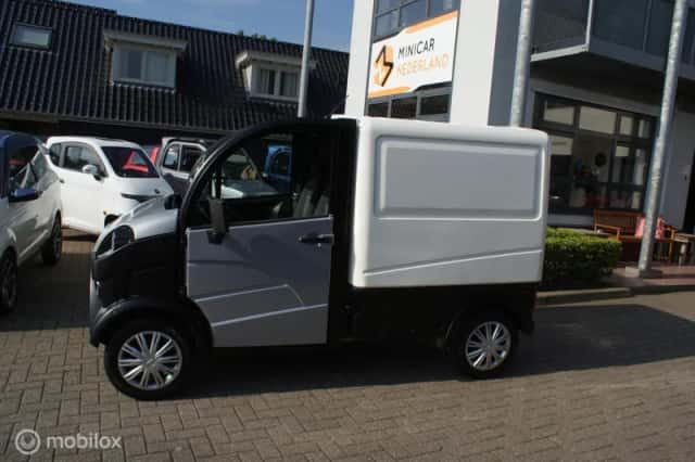 Aixam D-Truck (2023) thumbnail 2