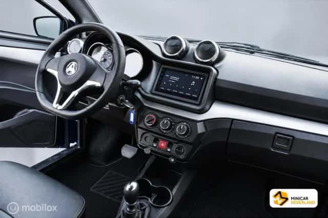 Aixam e-Crossover (2026) thumbnail 5