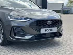 Ford Focus (2025) thumbnail 5