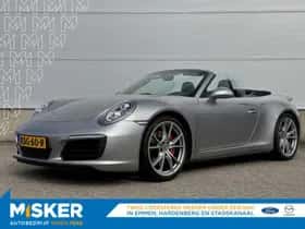 Porsche 911 (2018) thumbnail 3