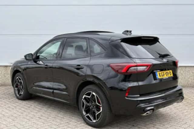 Ford Kuga (2024) thumbnail 3