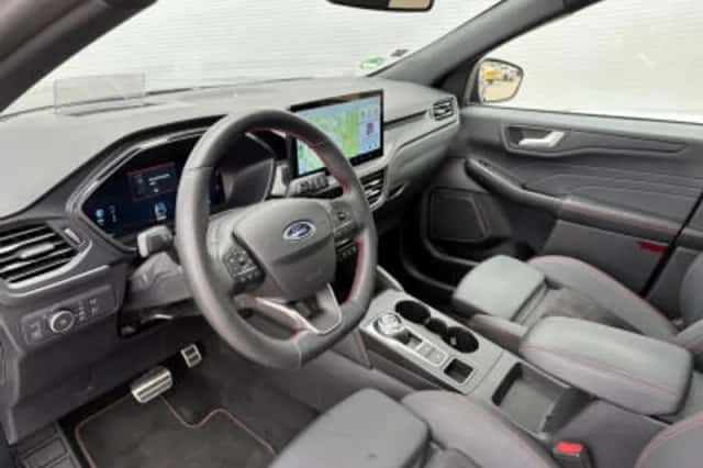 Ford Kuga (2024) thumbnail 5