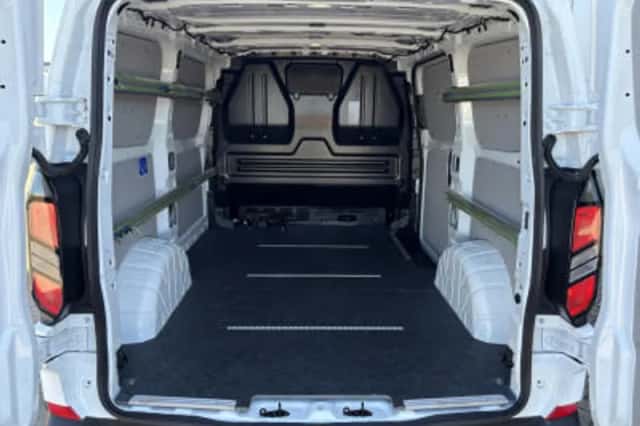 Ford Transit Custom (2024) thumbnail 6