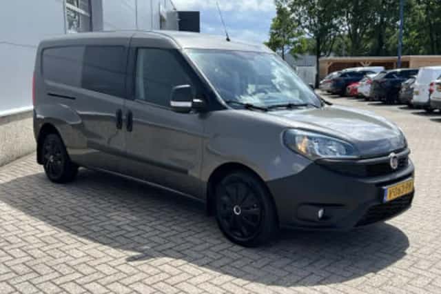 Fiat Doblò (2018) thumbnail 3