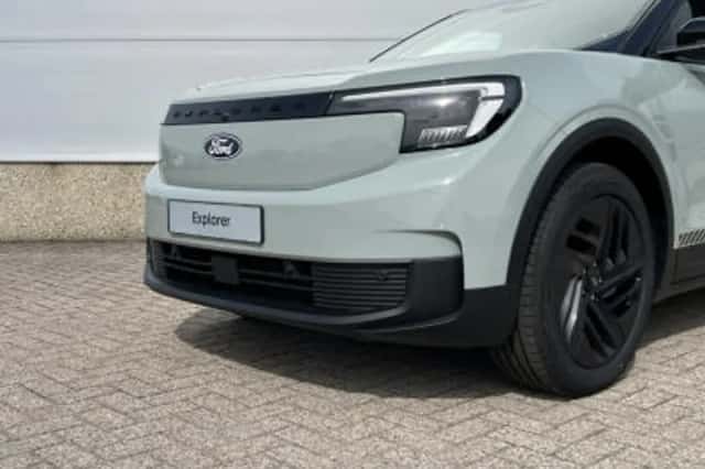 Ford Explorer (2026) thumbnail 6