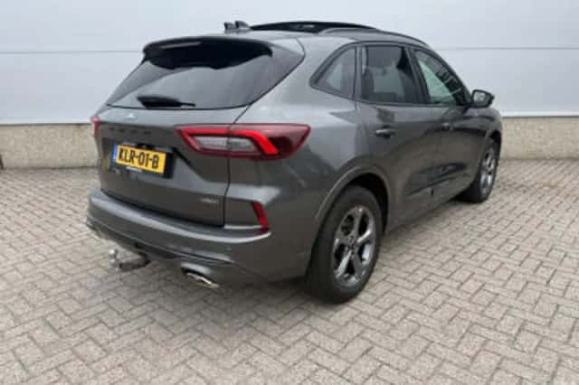 Ford Kuga (2025) thumbnail 6